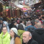 37514386_37514390_640x360