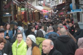 37514386_37514390_640x360