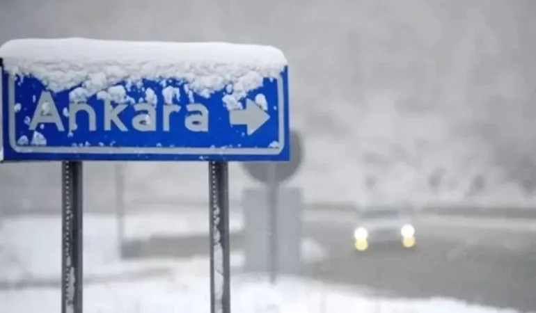 Ankara’da Nisan ayında Kar Sürprizi